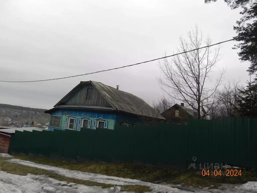 Дом в Кемеровская область, Новокузнецк ул. Зои Космодемьянской (64 м) - Фото 1