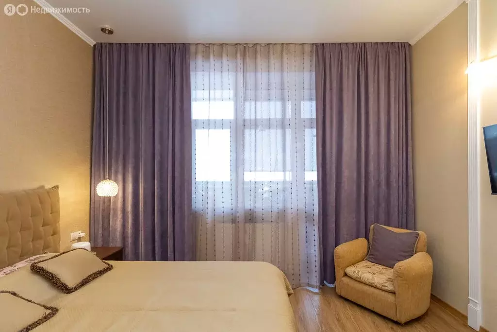 1-комнатная квартира: Тюмень, улица Малыгина, 90 (60.2 м) - Фото 2