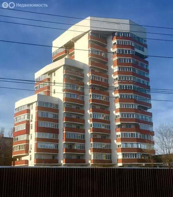 1-комнатная квартира: Саратов, улица имени В.И. Лебедева-Кумача, 81 ... - Фото 1