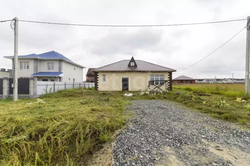 Дом в Тюменская область, Тюменский муниципальный округ, д. Падерина ... - Фото 1