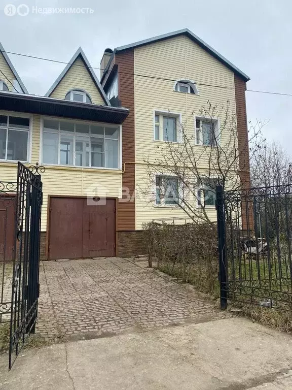 5-комнатная квартира: Емельяново, Садовая улица, 15 (281.1 м) - Фото 1