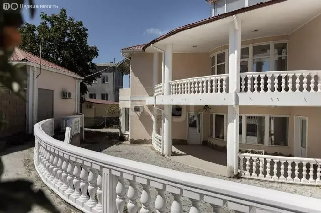 Дом в Севастополь, Английский бульвар (422 м) - Фото 1