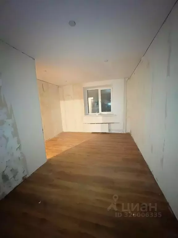 1-к кв. Белгородская область, Губкин Белгородская ул., 468 (30.5 м) - Фото 1