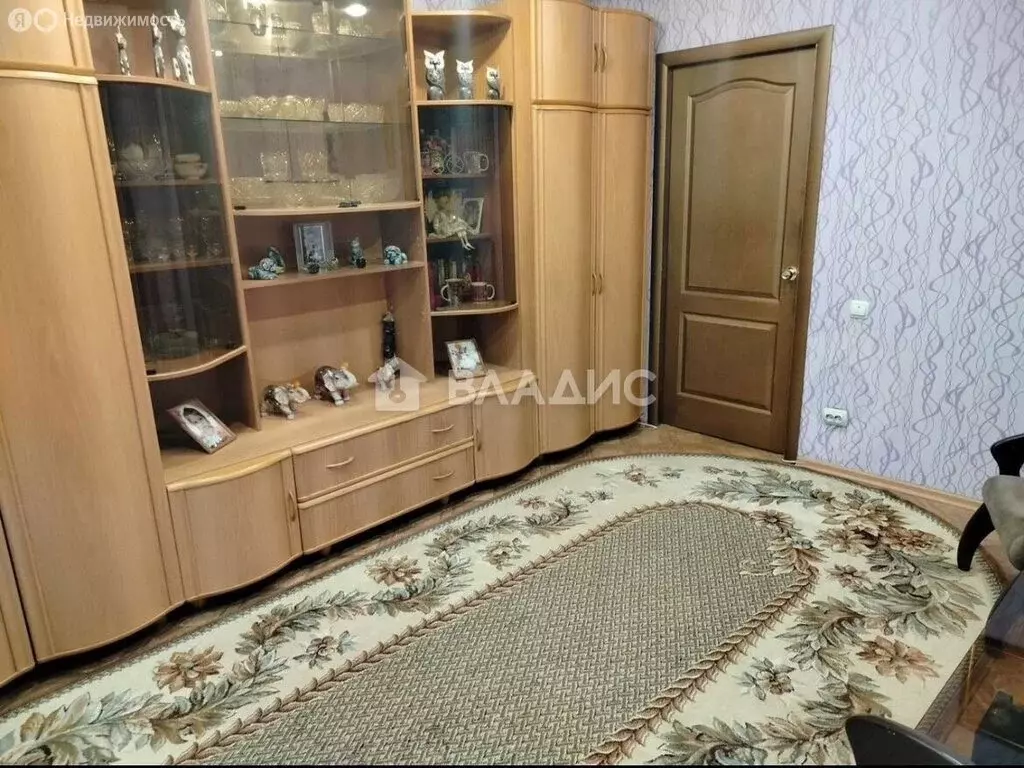 3-комнатная квартира: Пенза, улица Ворошилова, 6 (61 м) - Фото 2