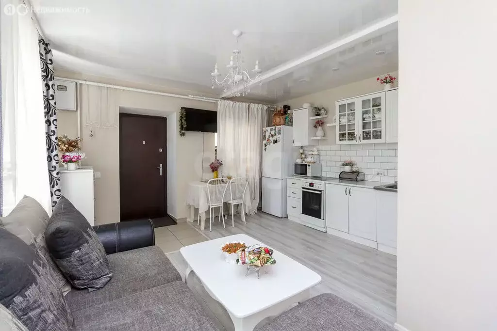 2-комнатная квартира: Тюмень, улица Бабарынка, 65 (47 м) - Фото 1