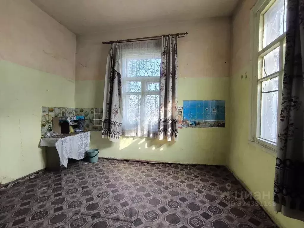 2-к кв. Бурятия, Улан-Удэ ул. Невского, 6 (33.8 м) - Фото 1