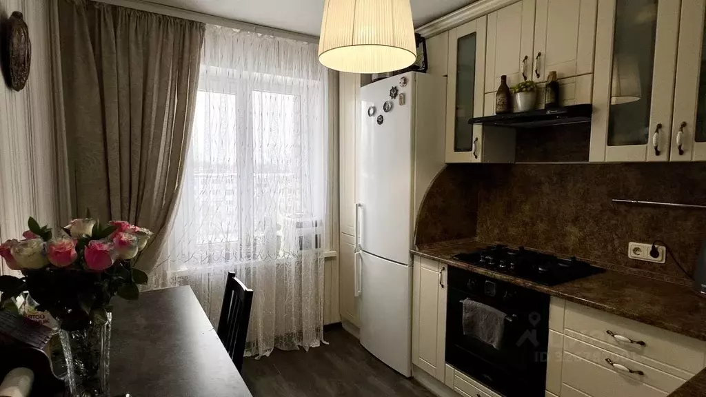 3-к кв. Новгородская область, Великий Новгород ул. Попова, 10 (58.8 м) - Фото 1