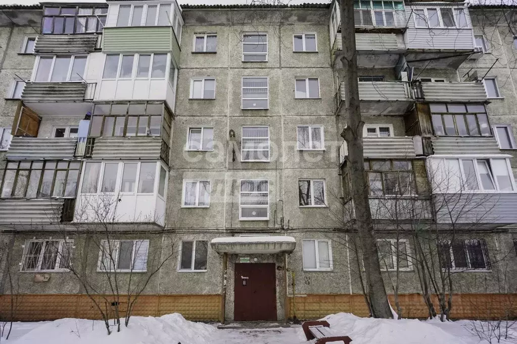 2-к кв. Омская область, Омск Заозерный мкр, ул. Лаптева, 3А (45.1 м) - Фото 2