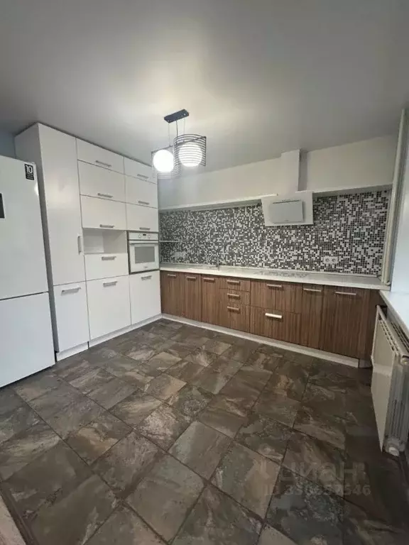 3-к кв. Самарская область, Самара просп. Карла Маркса, 272б (95.0 м) - Фото 1