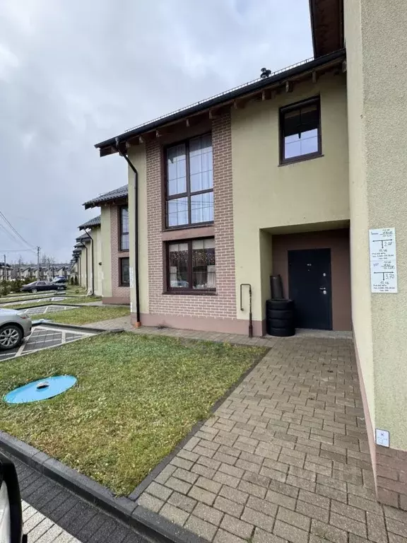 Таунхаус в Калининградская область, Гурьевск ул. Кузбасская, 10 (84 м) - Фото 2