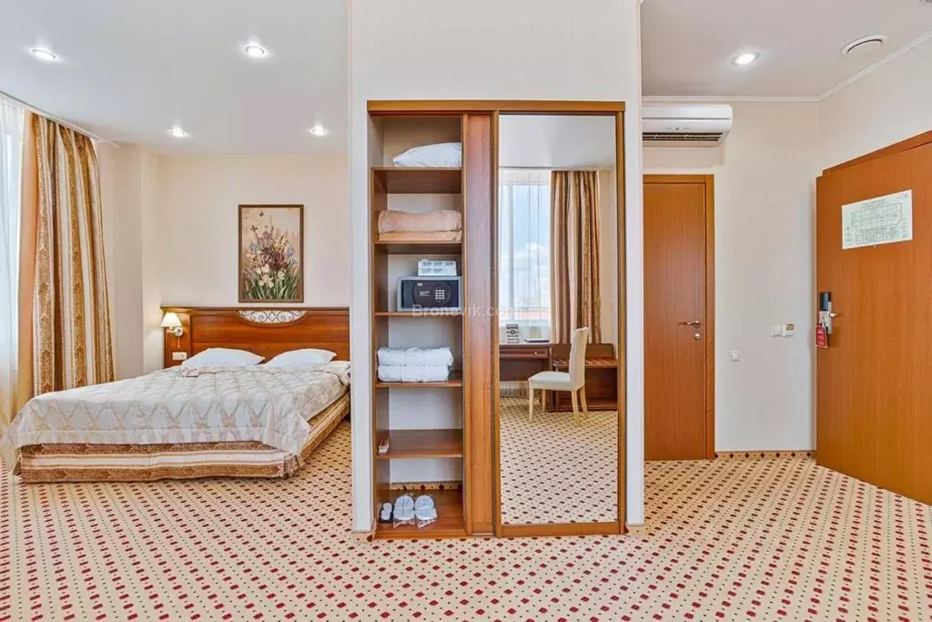 Комната Челябинская область, Челябинск ул. Маркса, 131 (50.0 м) - Фото 2