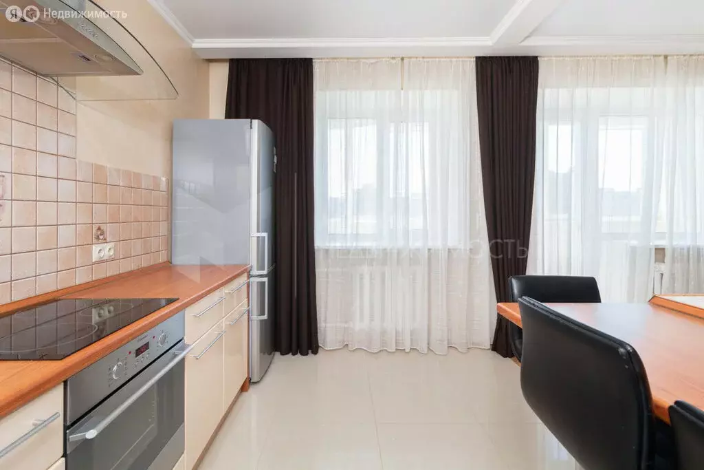 Квартира-студия: Тюмень, улица Василия Гольцова, 28 (36 м) - Фото 2