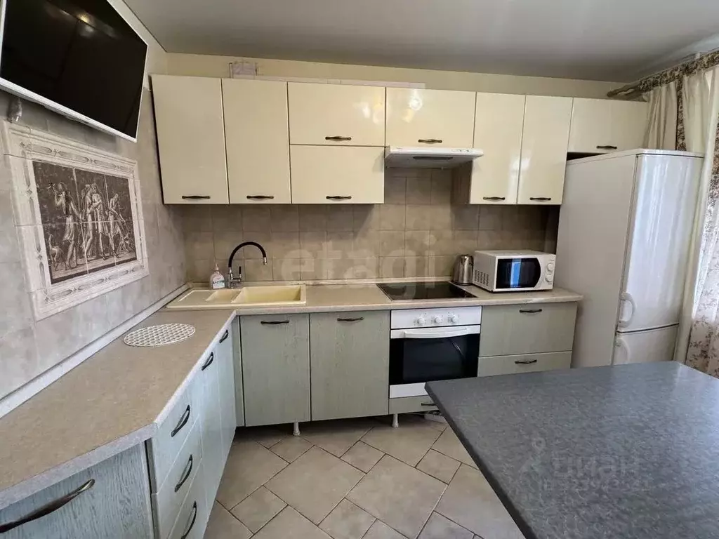 1-к кв. Брянская область, Брянск Бежицкая ул., 1к7 (46.0 м) - Фото 1