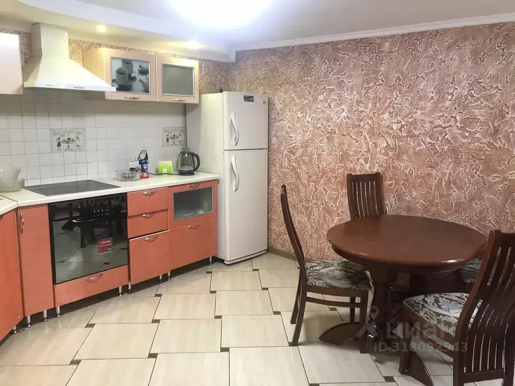 2-к кв. Краснодарский край, Краснодар ул. Взлетная, 21 (73.0 м) - Фото 0