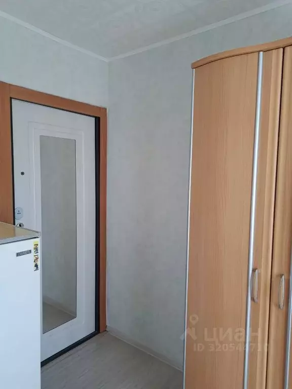 1-к кв. Татарстан, Казань ул. Короленко, 52а (11.1 м) - Фото 1