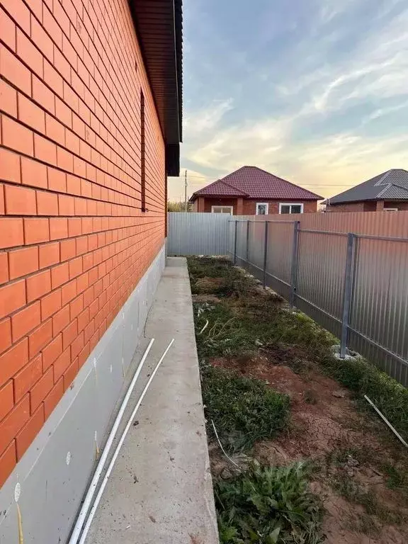 Дом в Оренбургская область, Оренбург Авиатор-2 СТ, 433 (130 м) - Фото 1