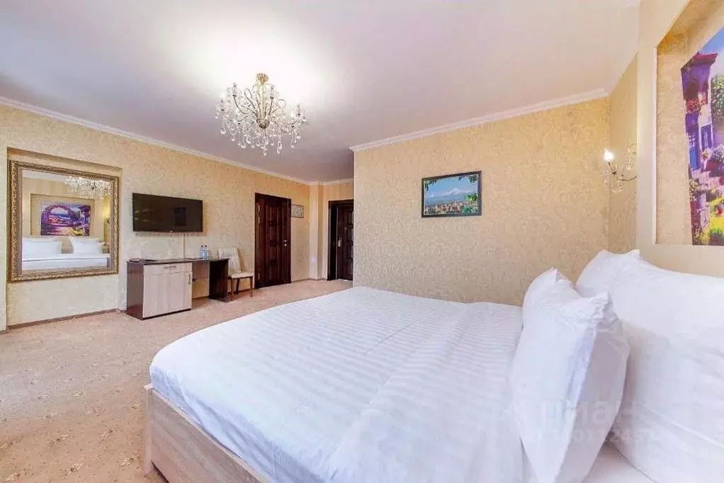 Комната Краснодарский край, Краснодар ул. Имени В.Н. Мачуги, 101 (70.0 ... - Фото 1