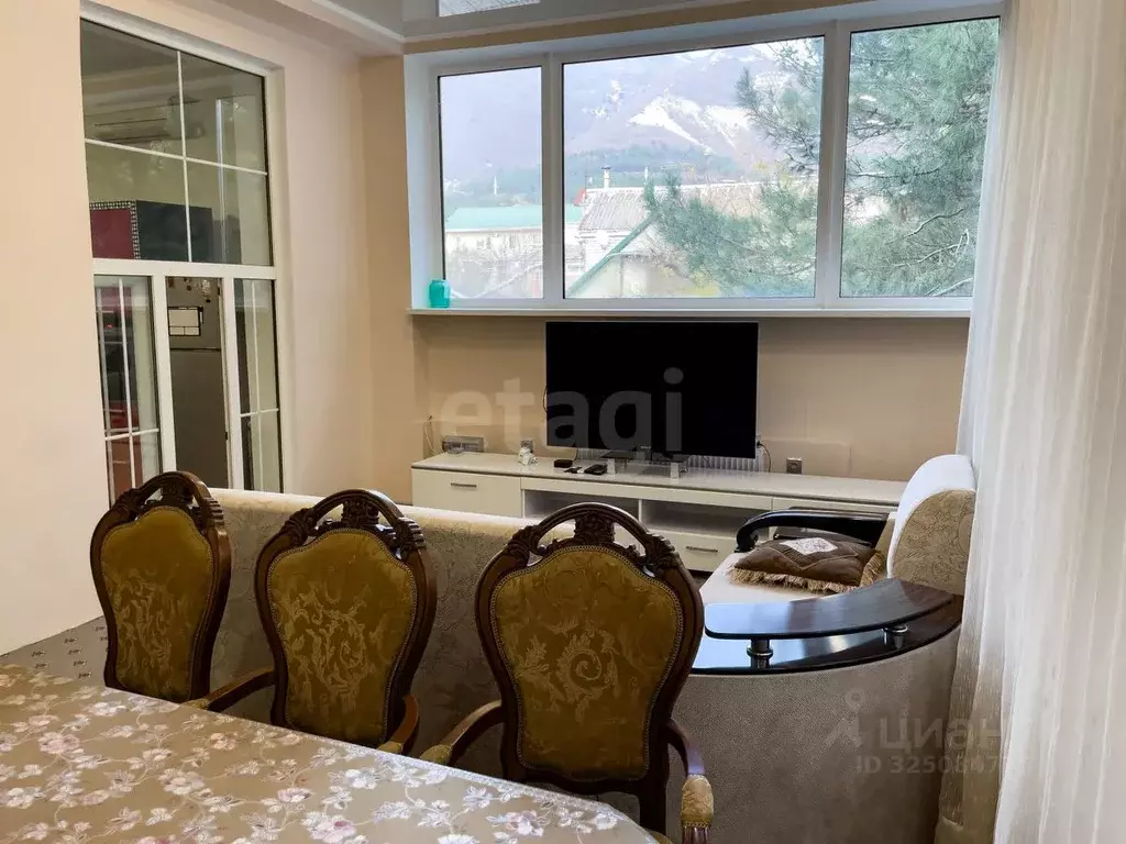 3-к кв. Краснодарский край, Геленджик ул. Шмидта, 23 (120.0 м) - Фото 1