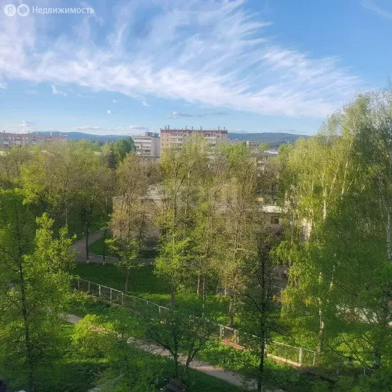 2-комнатная квартира: Златоуст, проспект Мира, 24 (50 м) - Фото 0