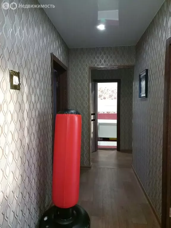 3-комнатная квартира: Белово, 3-й микрорайон, 68 (64.9 м) - Фото 2