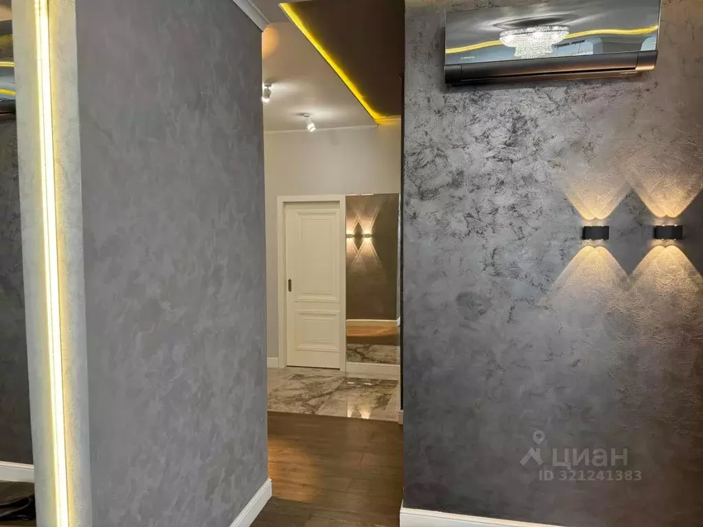 3-к кв. Саха (Якутия), Якутск ул. Кальвица, 30 (95.0 м) - Фото 0