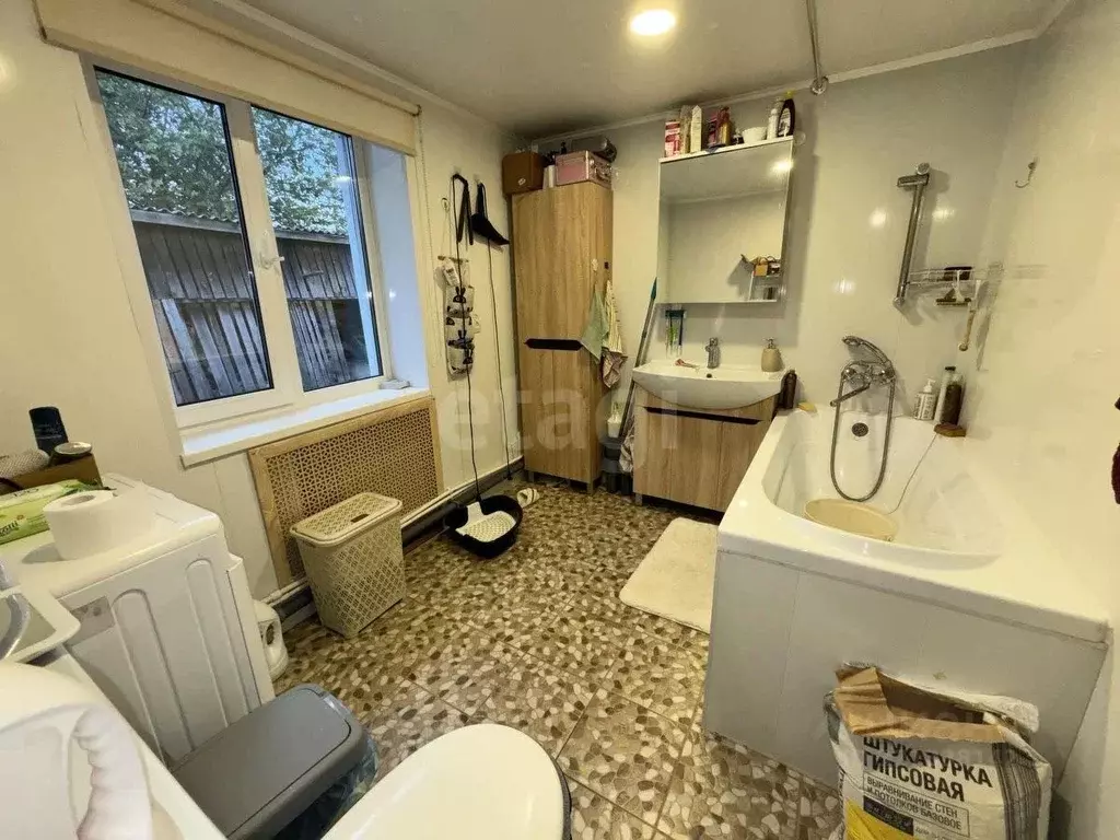 Дом в Свердловская область, Тугулымский муниципальный округ, пос. ... - Фото 1