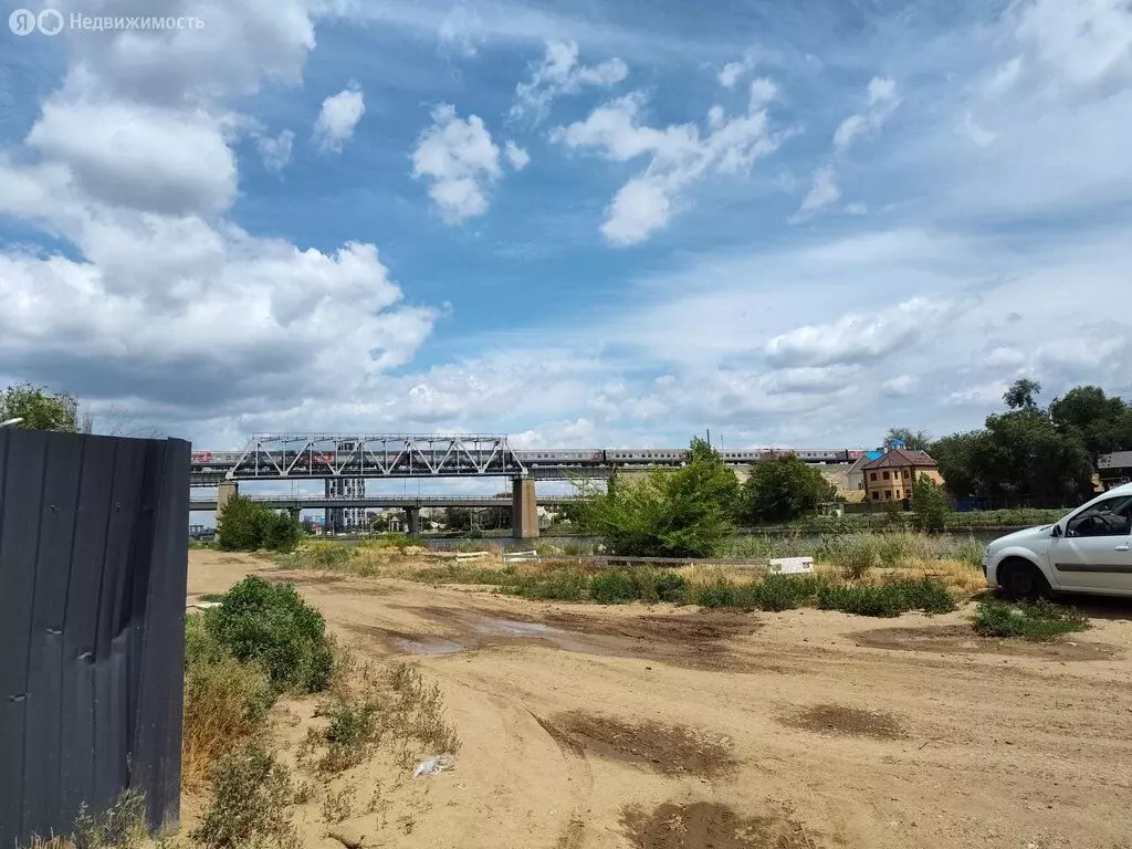 Участок в Астрахань, остров Центральный (6.5 м) - Фото 0