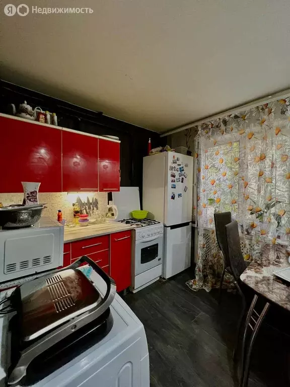 3-комнатная квартира: Волгоград, улица Губкина, 7 (58 м) - Фото 0