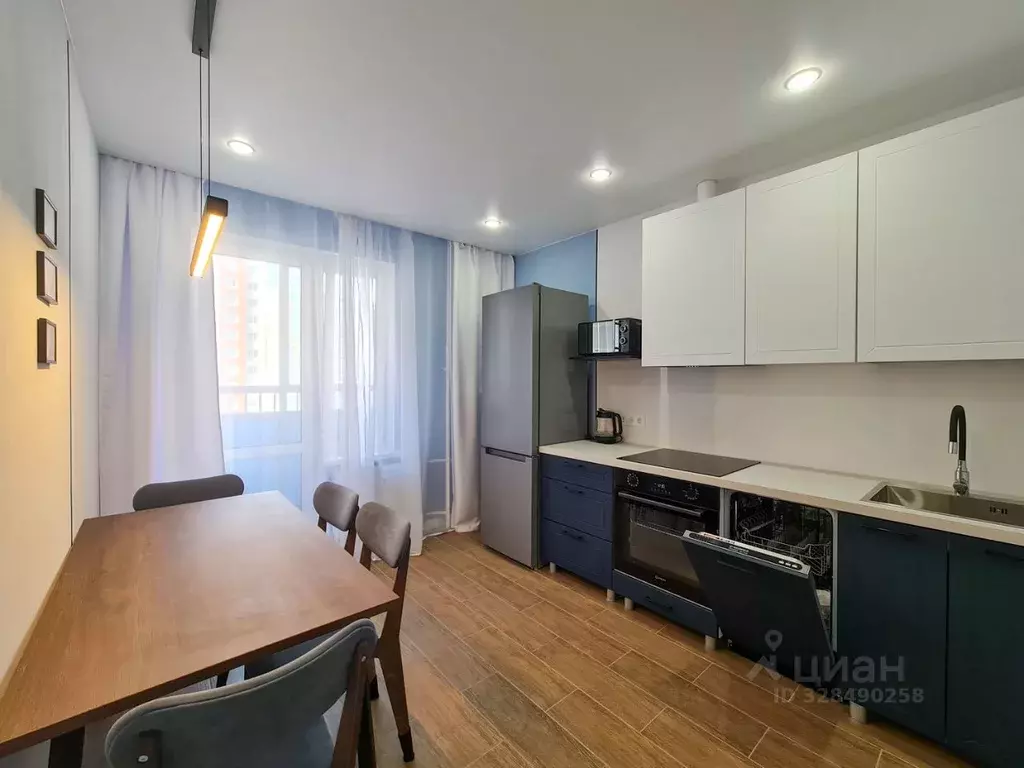 2-к кв. Ленинградская область, Мурино Всеволожский район, ул. ... - Фото 2