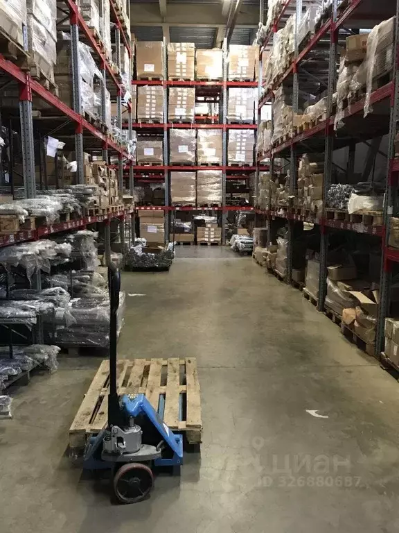 Склад в Московская область, Одинцовский городской округ, д. Малые ... - Фото 1