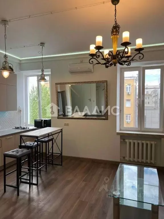 2-к кв. Москва Малая Бронная ул., 31/13 (60.5 м) - Фото 0
