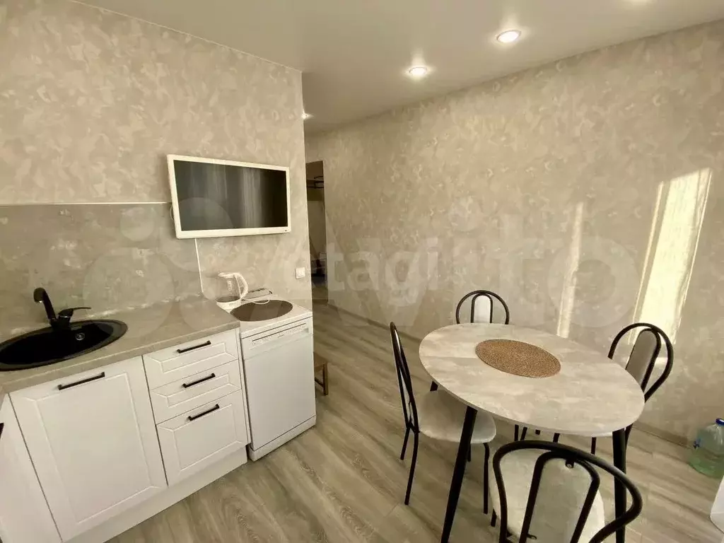1-к. квартира, 41 м, 8/14 эт. - Фото 1