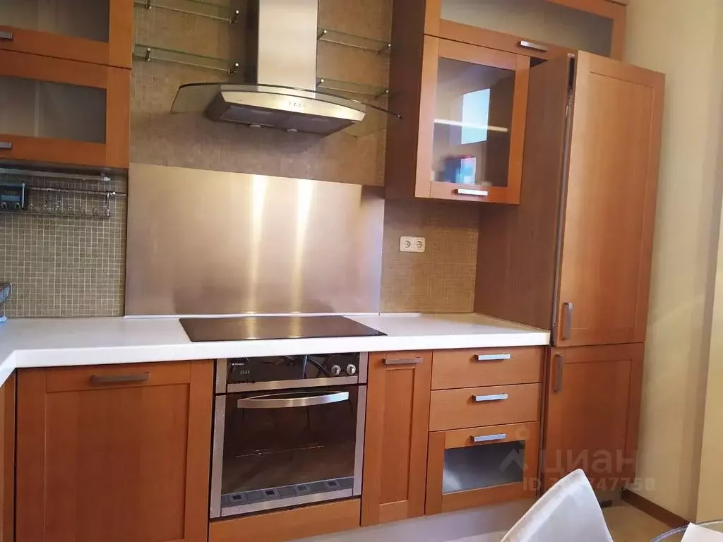 3-к кв. Воронежская область, Воронеж ул. Дзержинского, 12А (95.0 м) - Фото 1