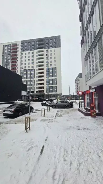 Помещение свободного назначения в Удмуртия, Ижевск ул. 10 лет Октября, ... - Фото 1