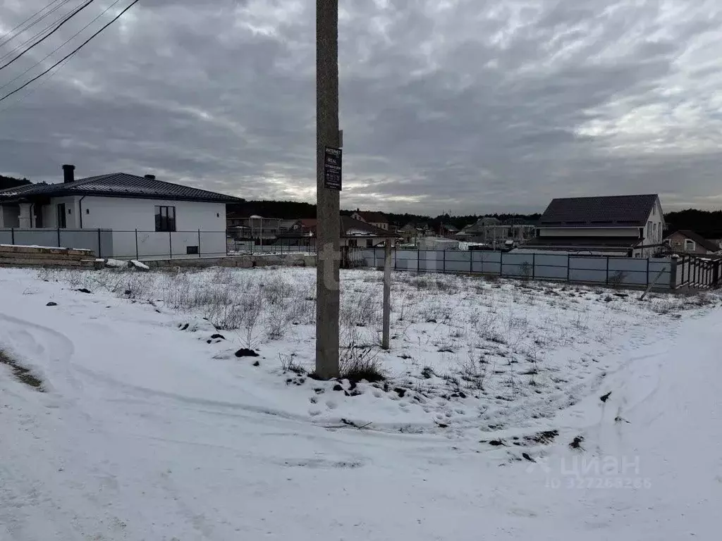 Участок в Крым, Симферопольский район, Трудовское с/пос, с. ... - Фото 1