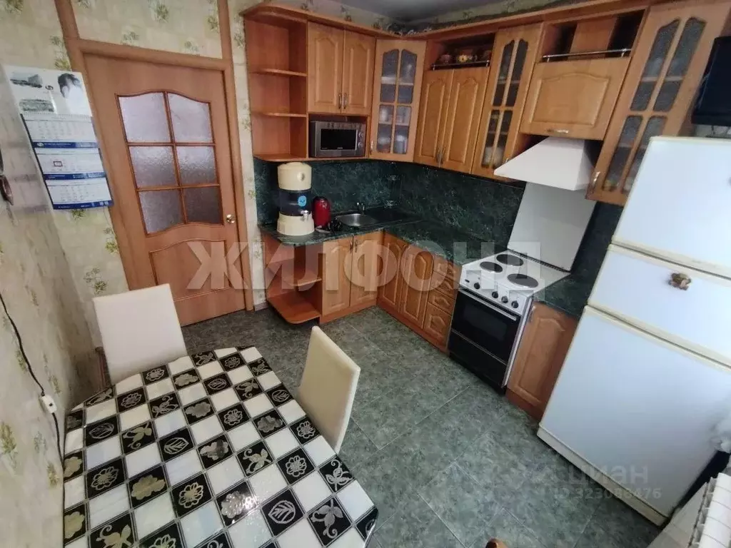 3-к кв. Новосибирская область, Новосибирск Лазурная ул., 2 (74.1 м) - Фото 1