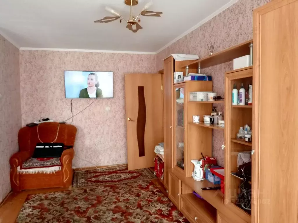 2-к кв. Омская область, Омск Октябрьская ул., 124 (44.1 м) - Фото 0