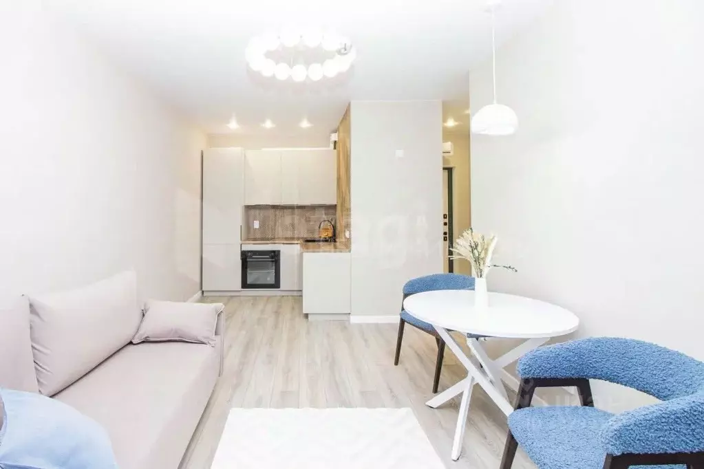 1-к кв. Тюменская область, Тюмень ул. Андрея Кореневского, 7 (37.5 м) - Фото 0