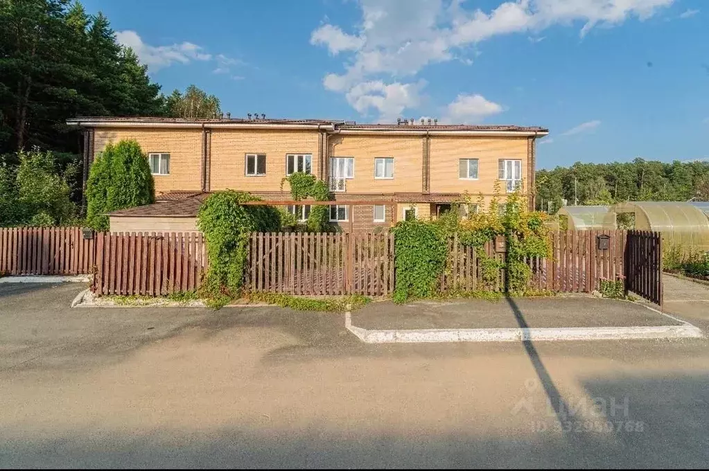 Таунхаус в Свердловская область, Екатеринбург ул. Абрикосовая, 4/5 (90 ... - Фото 2