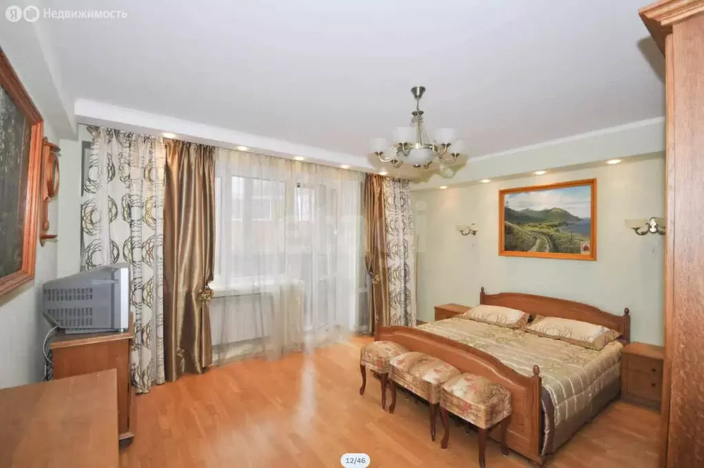3-комнатная квартира: Южно-Сахалинск, улица М.А. Пуркаева, 31В (107.4 ... - Фото 1