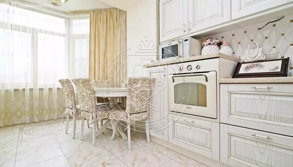4-комнатная квартира: Казань, Чистопольская улица, 85 (114.3 м) - Фото 0