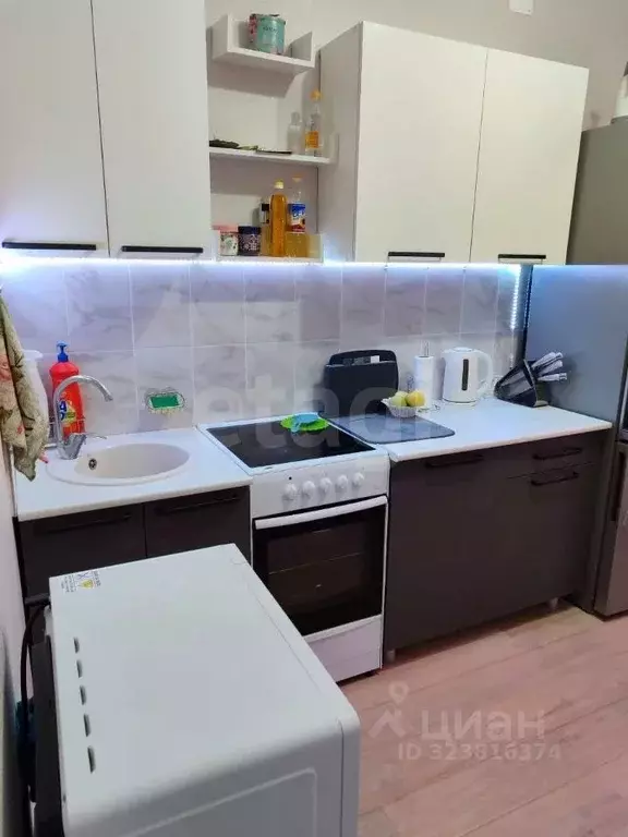 2-к кв. Ямало-Ненецкий АО, Ноябрьск Магистральная ул., 19 (55.2 м) - Фото 1