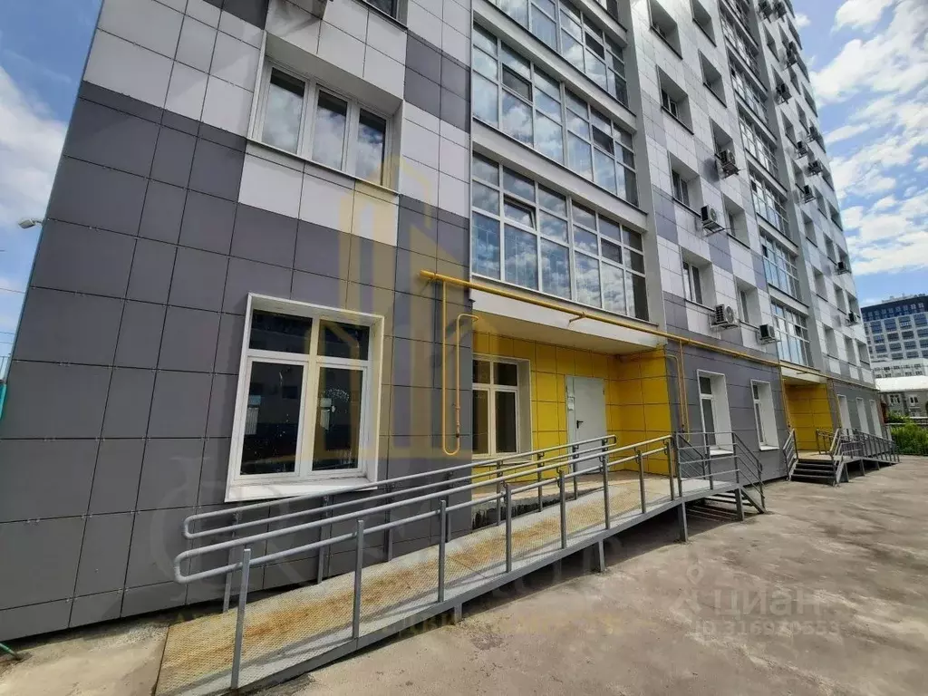 Офис в Башкортостан, Уфа ул. Пархоменко, 133/2 (355 м) - Фото 0
