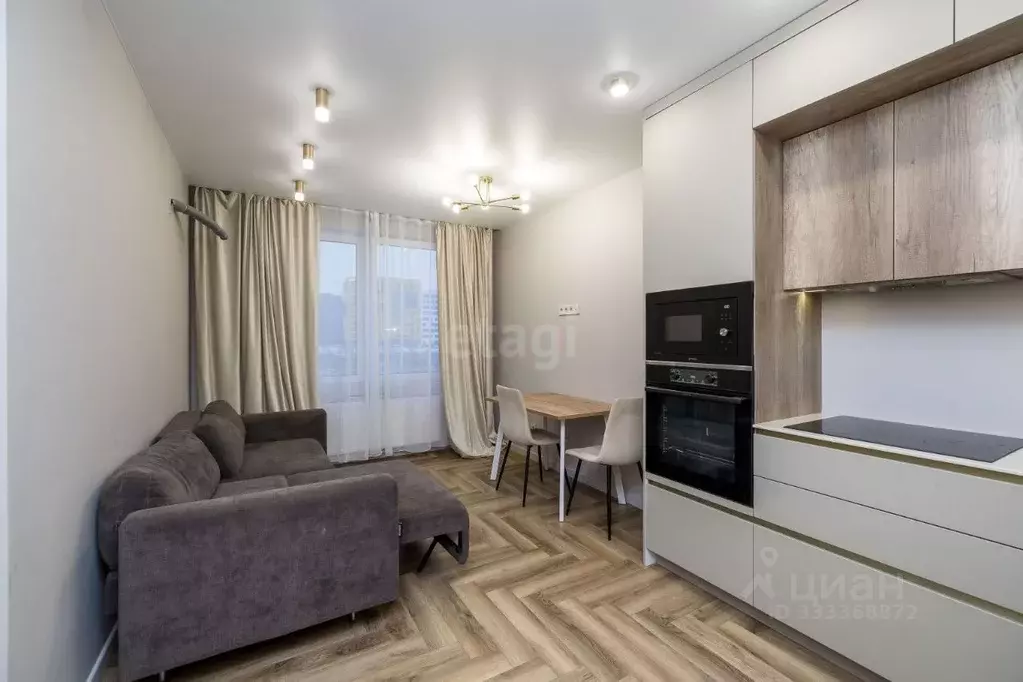 2-к кв. Тюменская область, Тюмень ул. Анатолия Клиндюка, 4к2 (52.5 м) - Фото 1