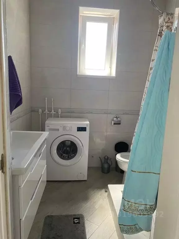 Дом в Дагестан, Избербаш ул. Маршала Жукова, 37 (250 м) - Фото 1