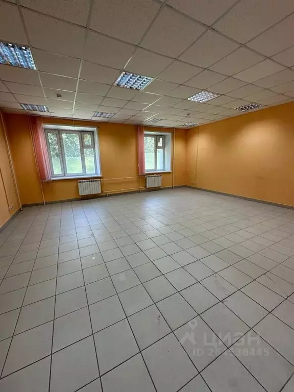 Офис в Красноярский край, Красноярск Зеленая Роща мкр, ул. Воронова, ... - Фото 1