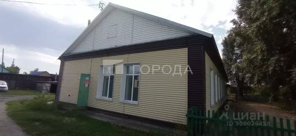Помещение свободного назначения в Алтайский край, Ребрихинский район, ... - Фото 1
