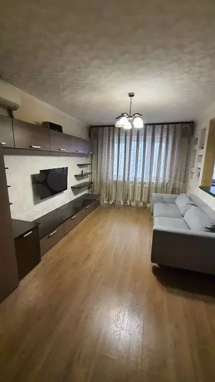 3-к. квартира, 64 м, 7/10 эт. - Фото 1