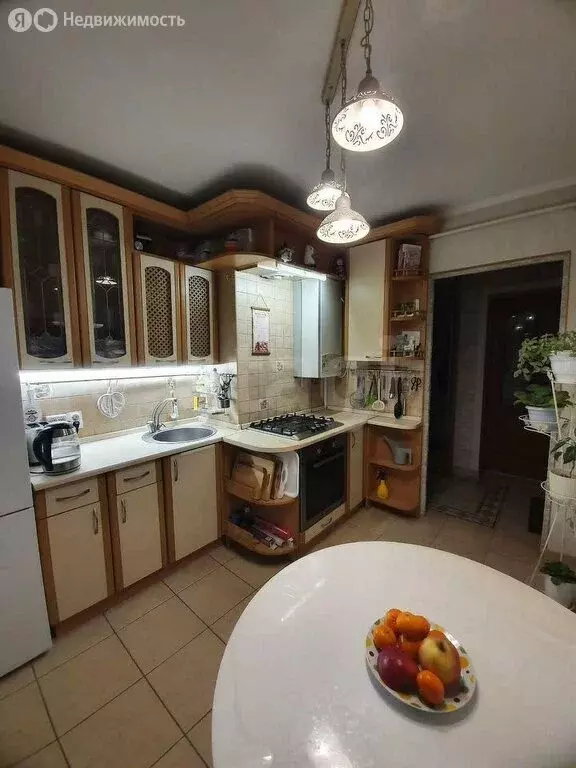3-комнатная квартира: Калининград, Красная улица, 59 (66 м) - Фото 0