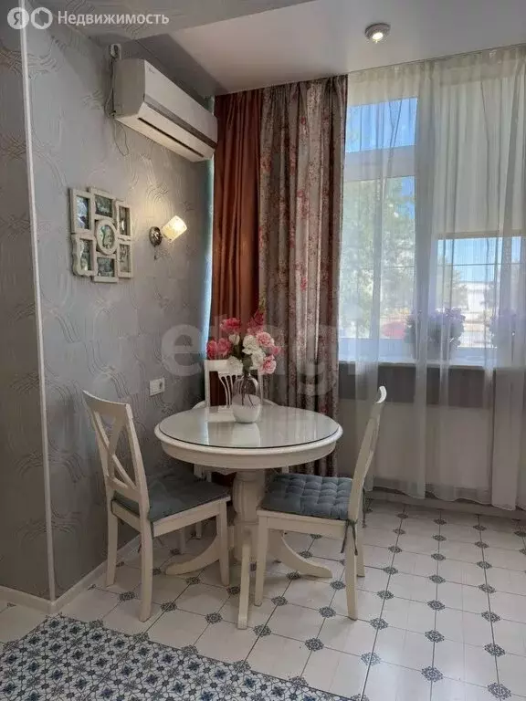 1-комнатная квартира: Евпатория, проспект Победы, 89 (40.4 м) - Фото 1